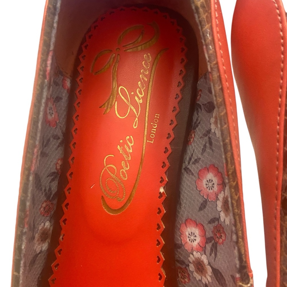 Poetic License Irregular Choice Leather Lizard 3 1/2 inch High Heel Pump. Size 8 - Picture 7 of 9